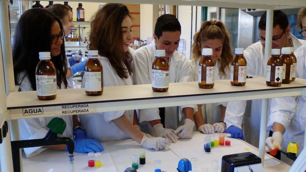 Alumnos de 4º ESO y Bachillerato premiados con prácticas de Verano en los laboratorios del CSIC
