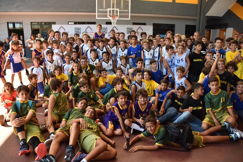 Ganó el baloncesto en el torneo regional Minibasket del Colegio Virgen del Mar